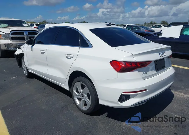 WAUAUDGY8NA026355: 43371966