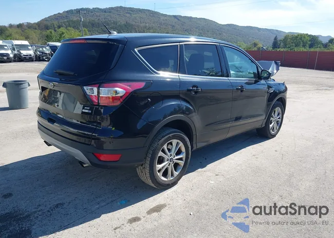 1FMCU9GD9HUD63802: 43372111