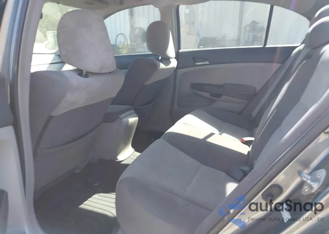 1HGCP26378A108743: 43372188