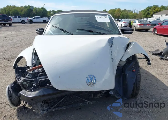 3VW7S7AT6DM818925: 43371280