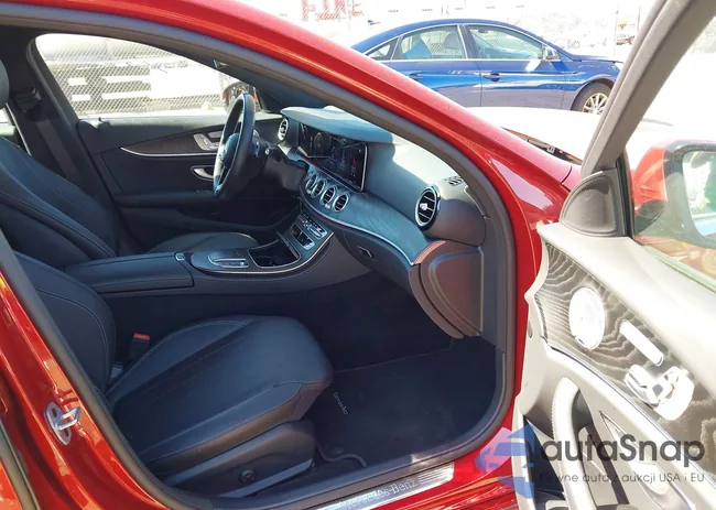 W1KZF8DB7NB097263: 43371288