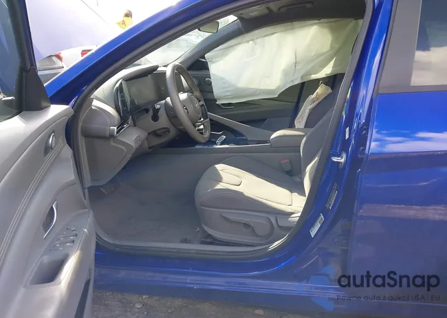 KMHLS4AGXPU485675: 43371303