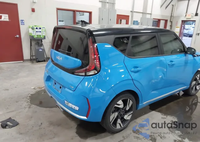 KNDJ53AU3P7209176: 43371312