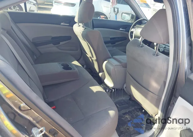 1HGCP2F42CA018336: 43371339