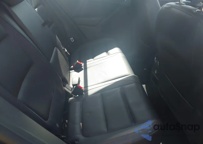 WVGBV3AX8EW573932: 43371362