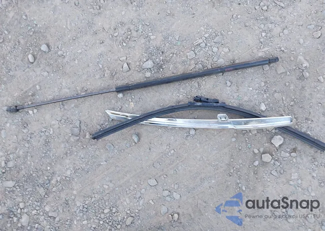 2LMPJ8LR7JBL41223: 43371368