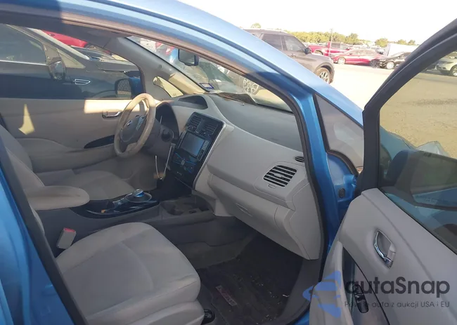 1N4AZ0CP2DC414023: 43371444