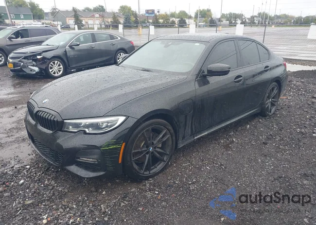 3MW5P7J02M8B75822: 43372882