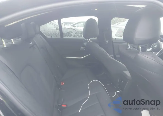 3MW5P7J02M8B75822: 43372882