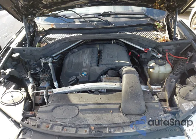 5UXKR0C55G0S90086: 43372956