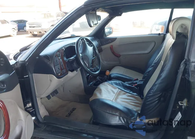 YS3DD75B3W7003945: 43373218