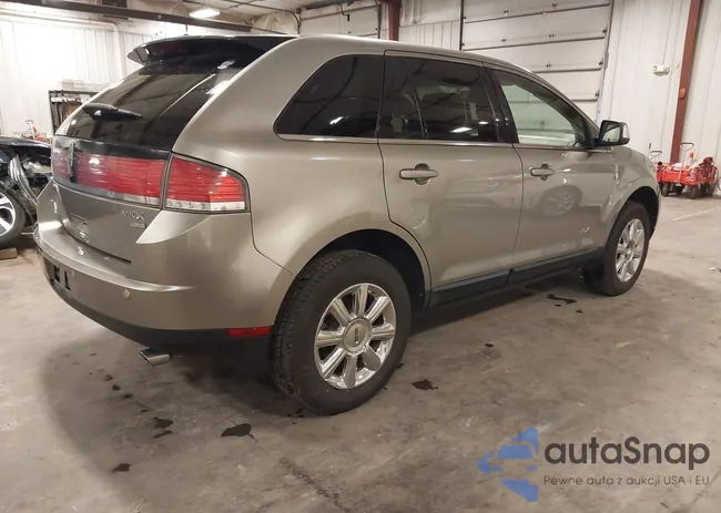 2LMDU88C98BJ28170: 43373248