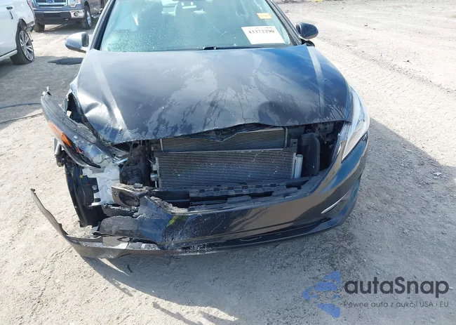 5NPE24AF8HH577111: 43372290