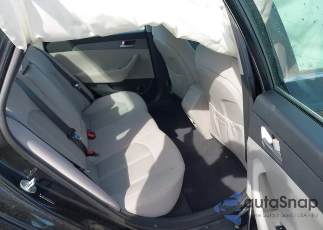 5NPE24AF8HH577111: 43372290