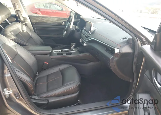 1N4BL4CW4MN371572: 43372449