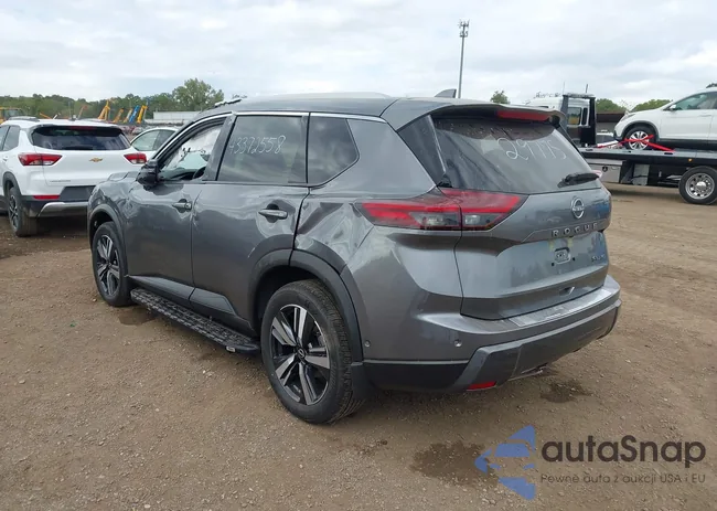 JN8BT3CB6SW429775: 43372558