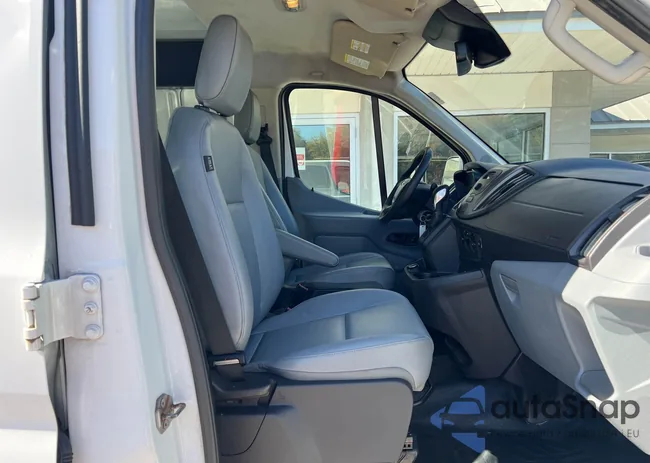 1FTYE1ZM3HKA13258: 43372562