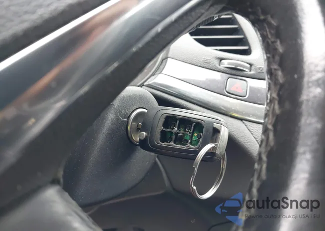 2G1105SA8G9199380: 43373692