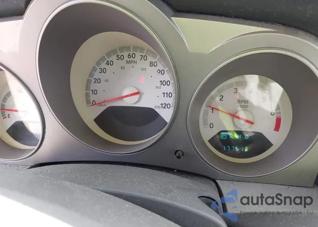 1B3LC46K78N266572: 43374132