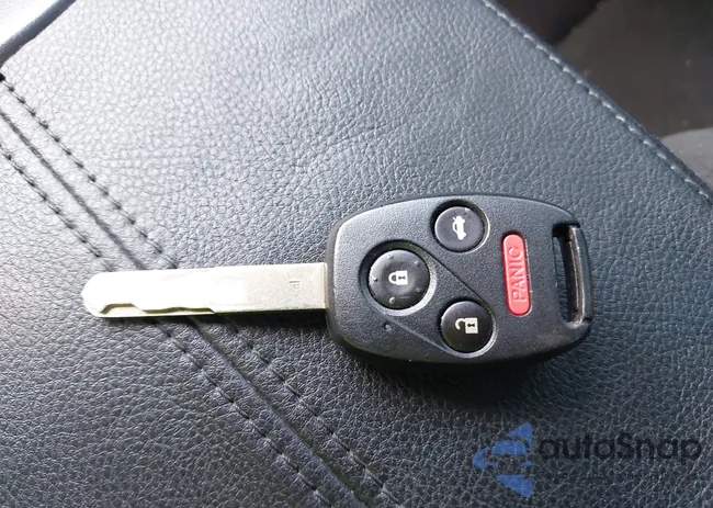 1HGCP26769A125652: 43374144