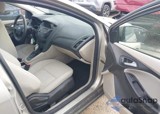 1FADP3F29GL212353: 43374255