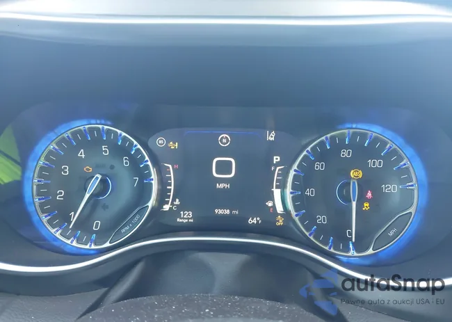 2C4RC1EG8JR154330: 43373266