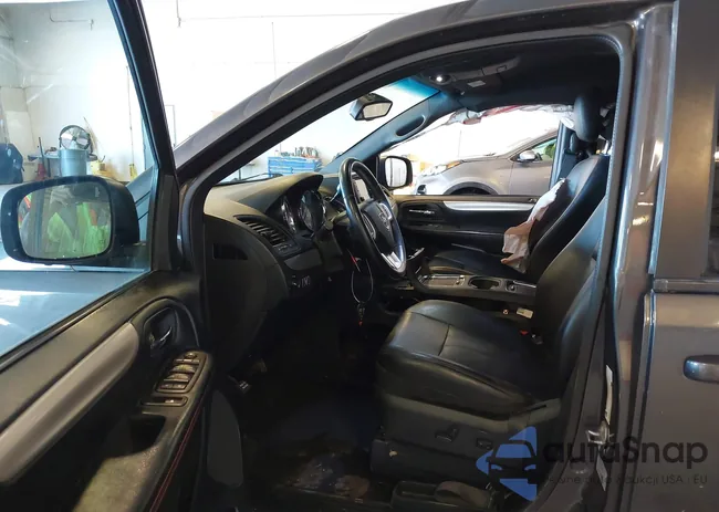 2C4RDGEG8HR545990: 43373314