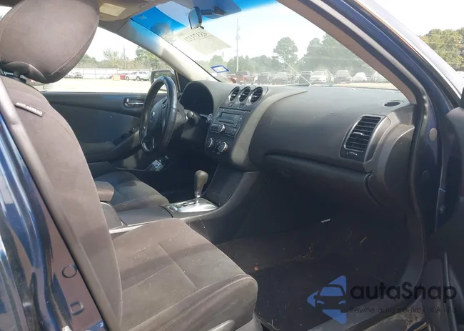 1N4AL2AP7CC153051: 43373321