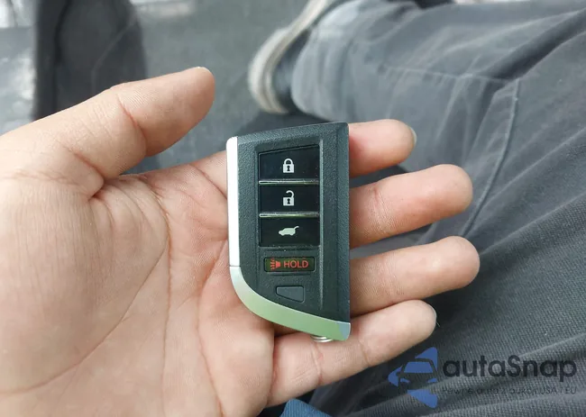 19UDE4H32RA028822: 43374755