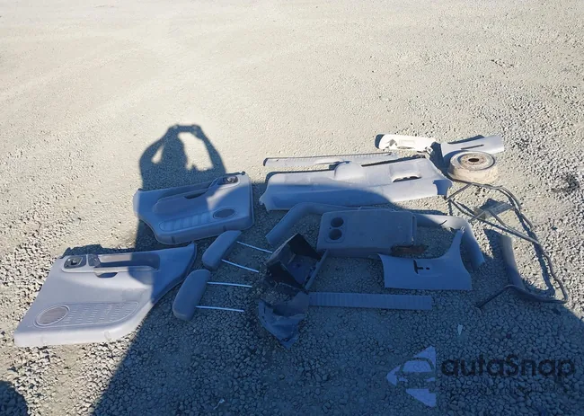 1B4HS28Z4XF593152: 43374933