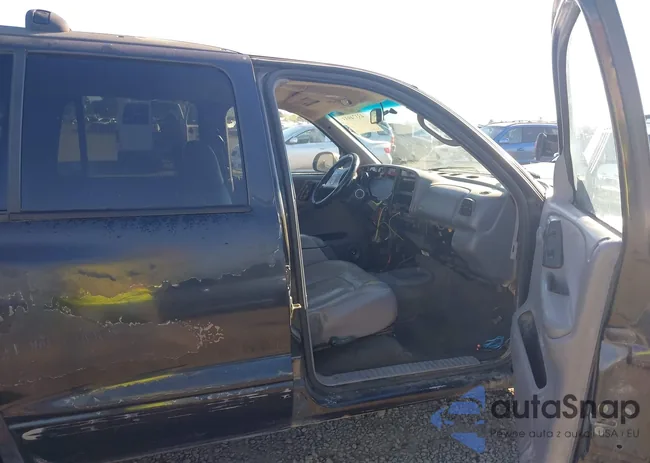 1B4HS28Z4XF593152: 43374933