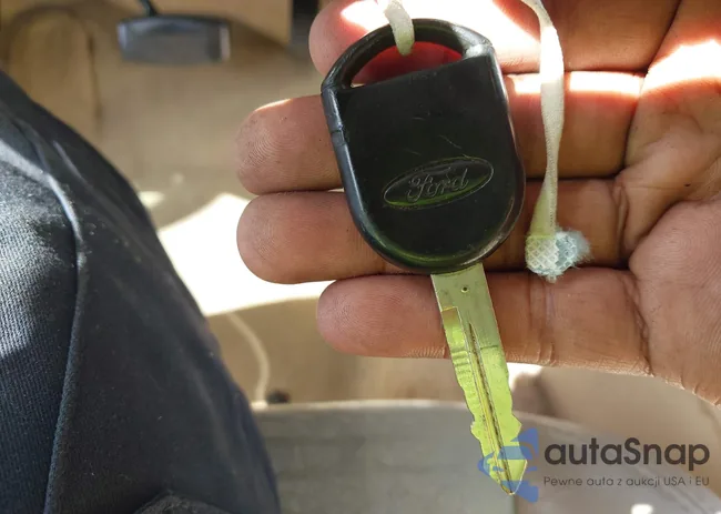 1FMEU65E76UB38780: 43374943