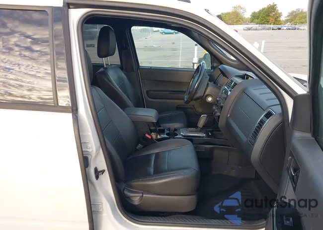 1FMCU9EG1CKA76035: 43375000