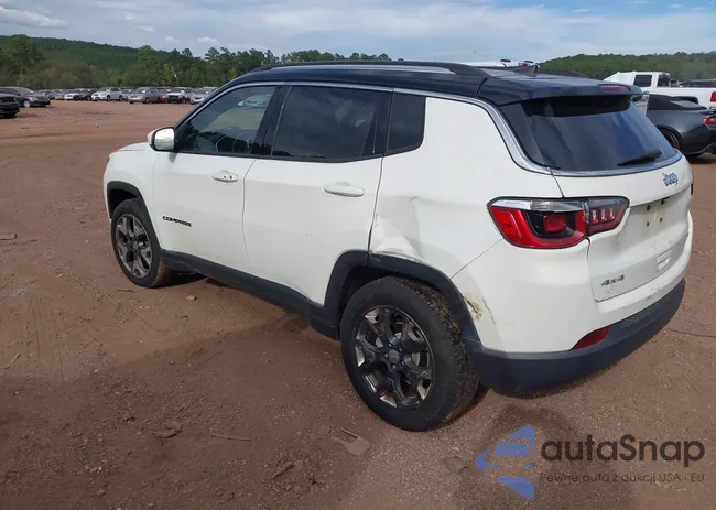 3C4NJDCB9JT330702: 43374528