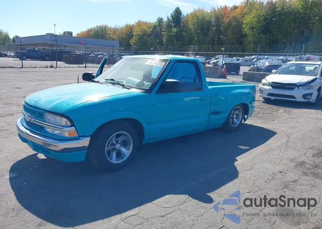 1GCCS1443YK121566: 43374561