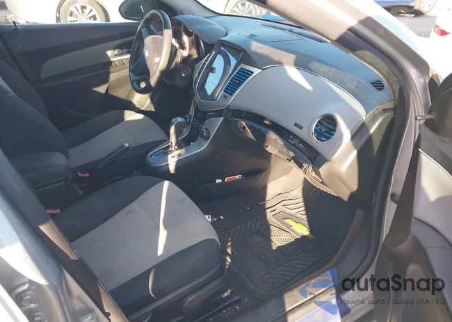 1G1PC5SH8B7163763: 43374650