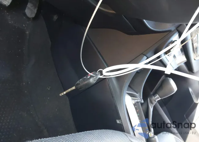 2T1BURHE0FC405338: 43375698