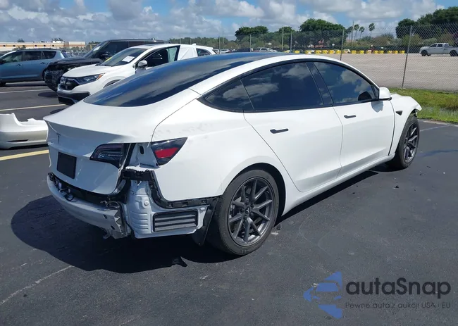 5YJ3E1EA2MF094069: 43375776