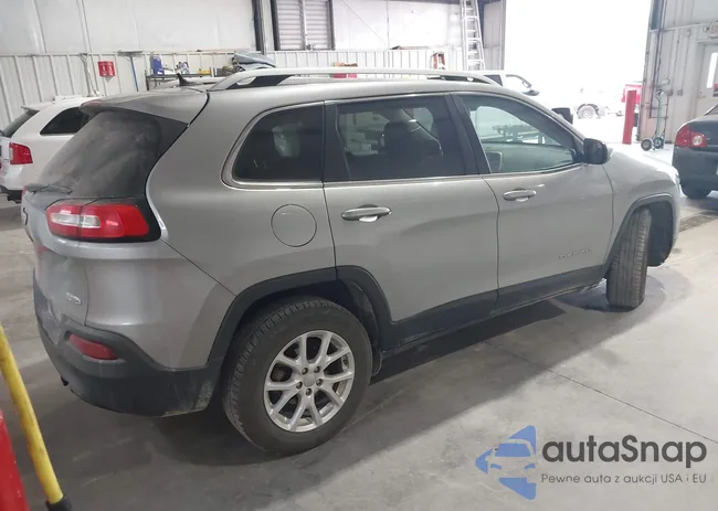 1C4PJLCB8GW264083: 43375920