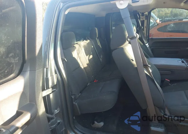 1GTR2VE37BZ109958: 43376151