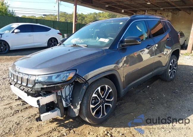 3C4NJDCB8NT190972: 43375325