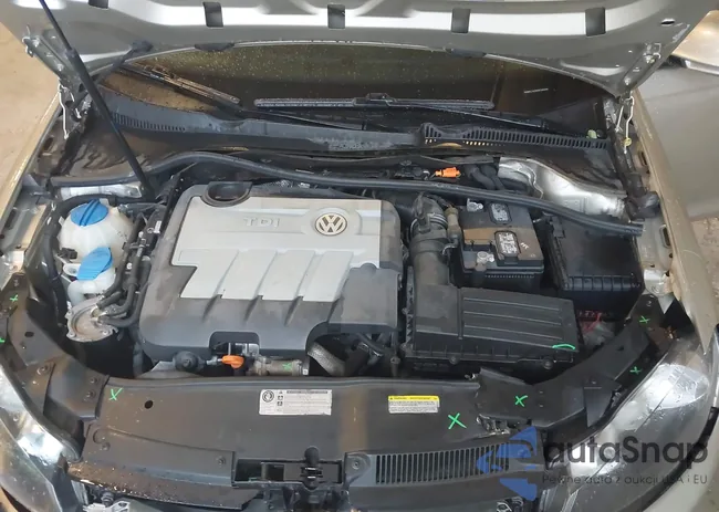 3VWPL7AJ9DM660205: 43375559