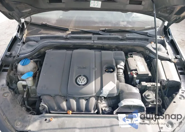 3VWDX7AJ8CM472796: 43375600