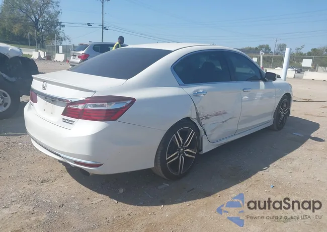 1HGCR2F15HA226864: 43376690