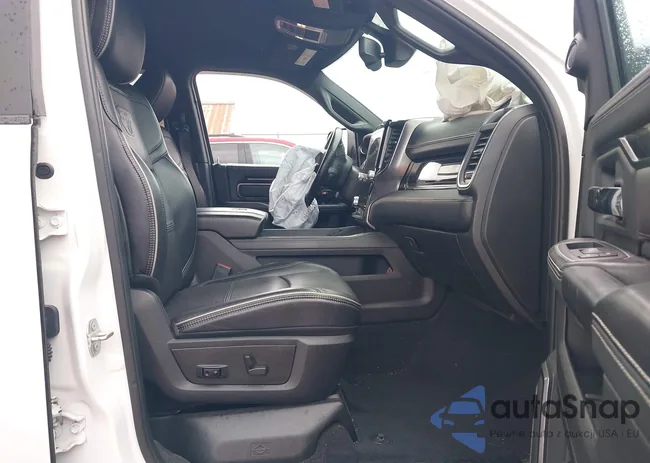 3C6TR5EJ5NG184847: 43376859