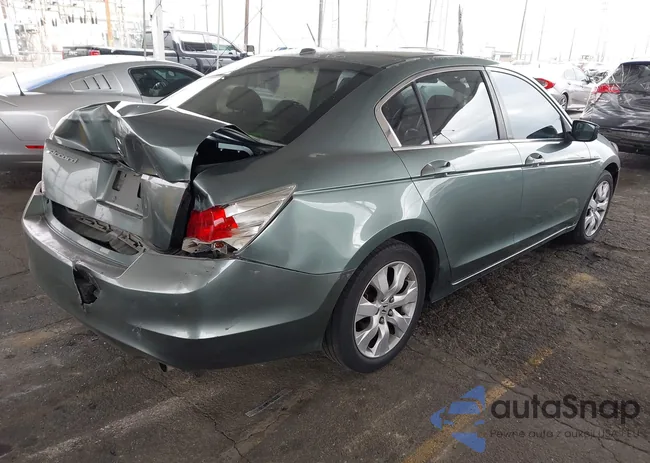 1HGCP26848A004917: 43376887