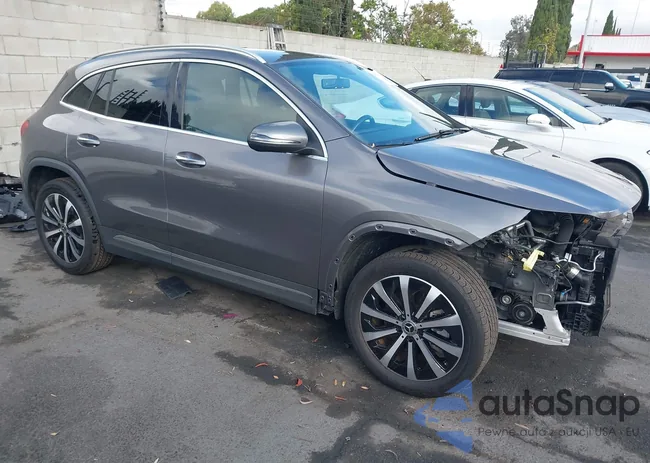 W1N4N4GB3NJ391270: 43376919