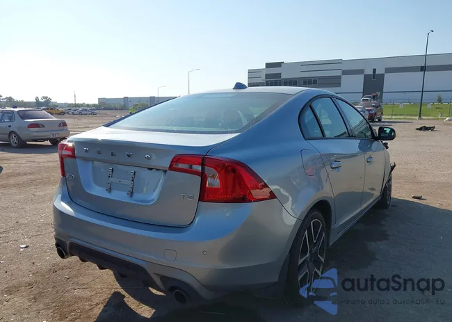 YV126MFL9H2425498: 43376955