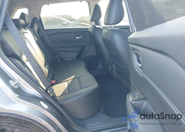 JN8BT3BA7SW010696: 43376962