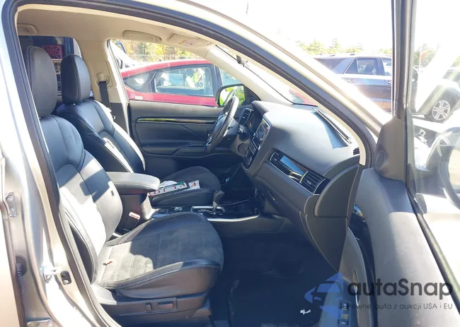 JA4AZ3A33KZ011099: 43377151